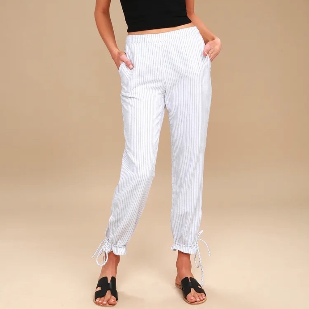 Lulu’s Tuscany Black and White Striped Pants